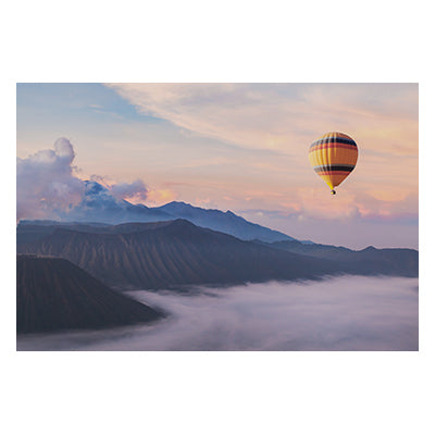 Tablou canvas peisaj "Ballooning"